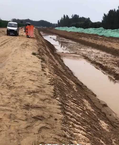 保定涞源县河道降水